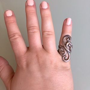 90’s Inspired silver ring.